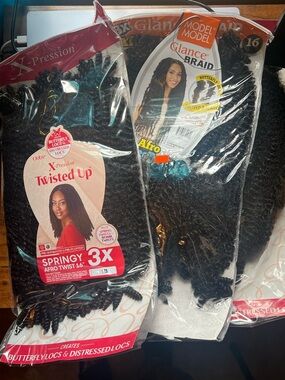 Twisted Up Springy Afro Twist 16" in Black - Pack of 3